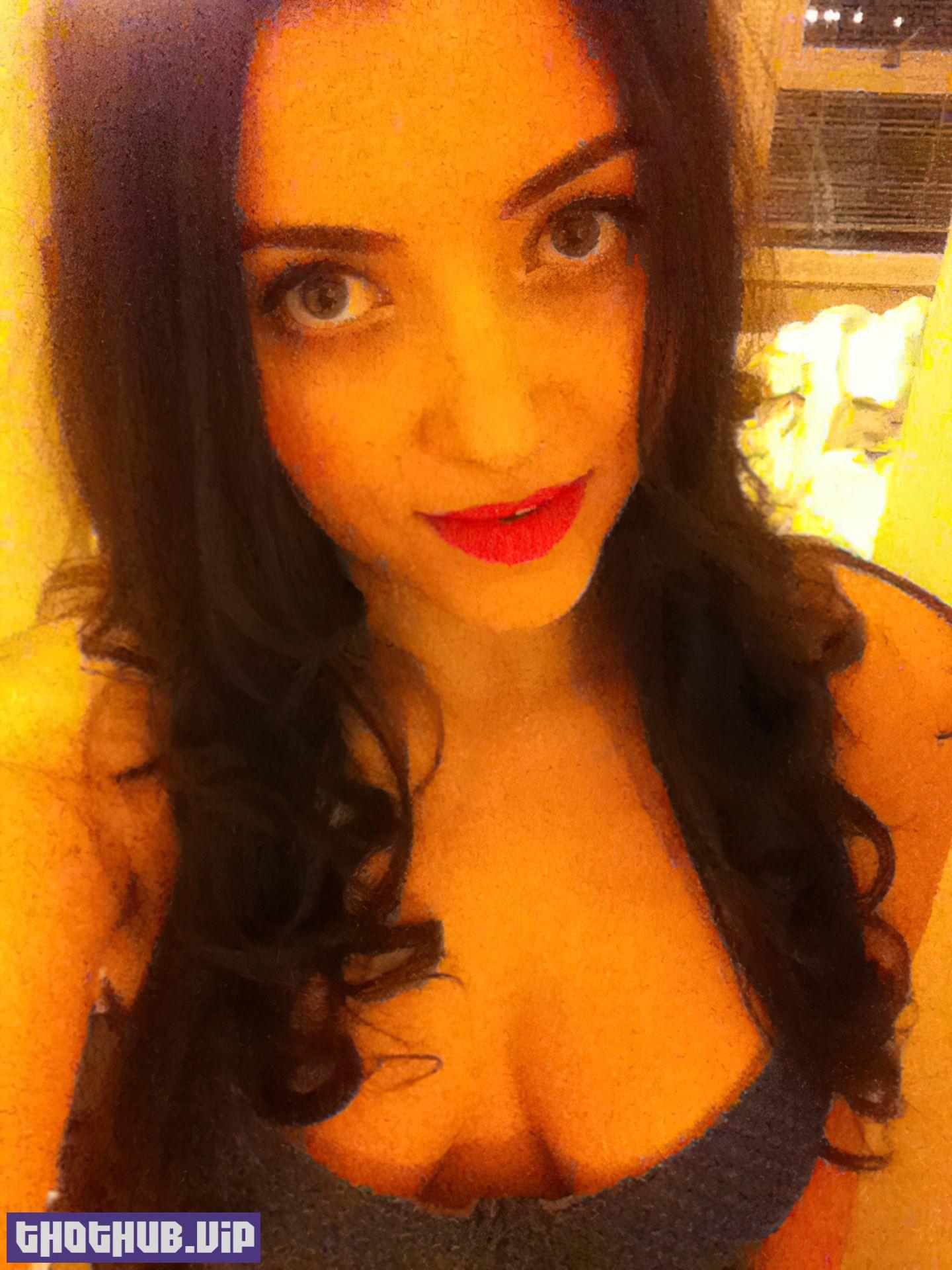 Alia Domino Leaked Selfie