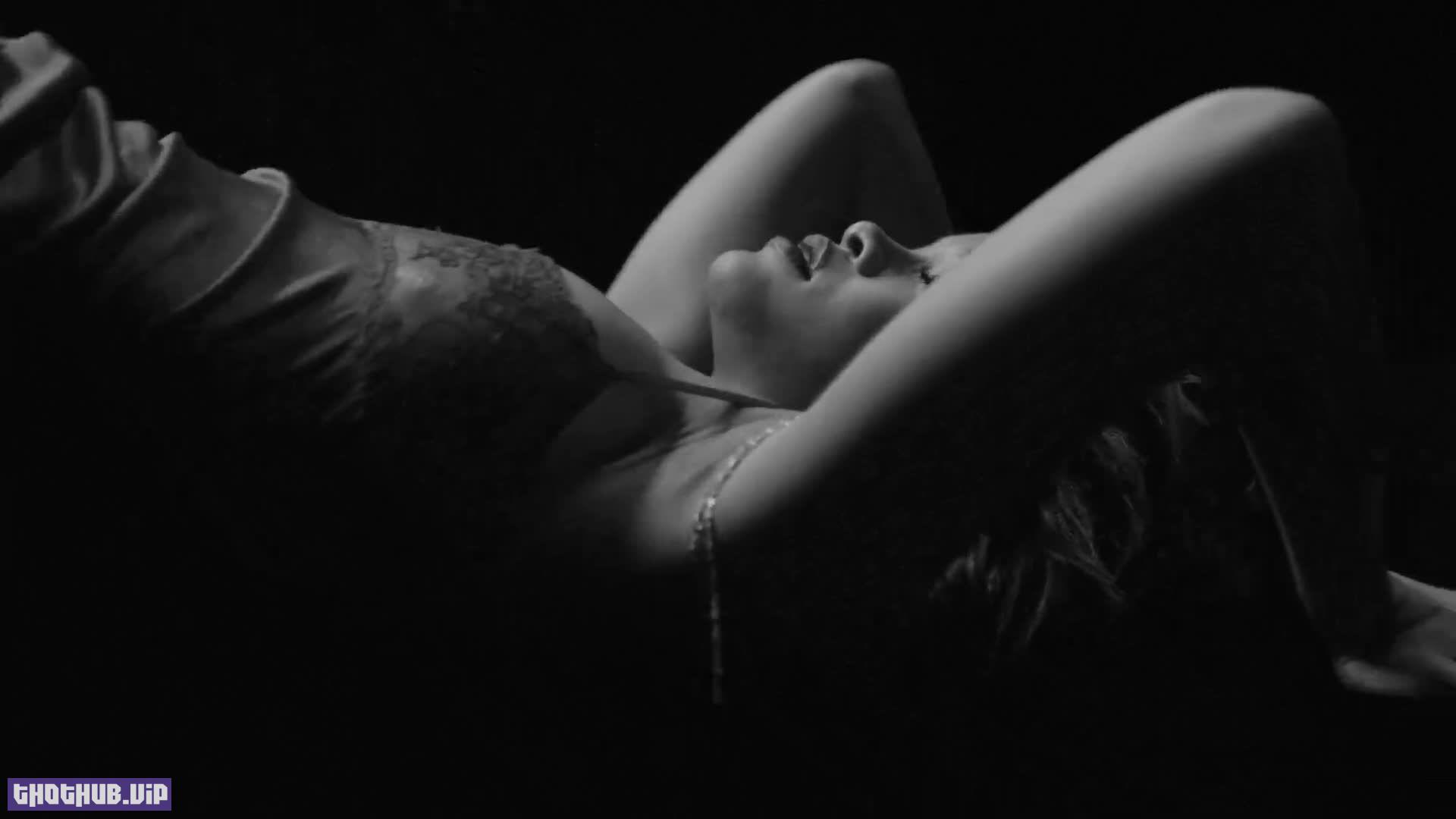 Rihanna-Topless-See-Through-9
