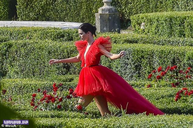 Kendall Jenner for H&M and Giambattista Valli