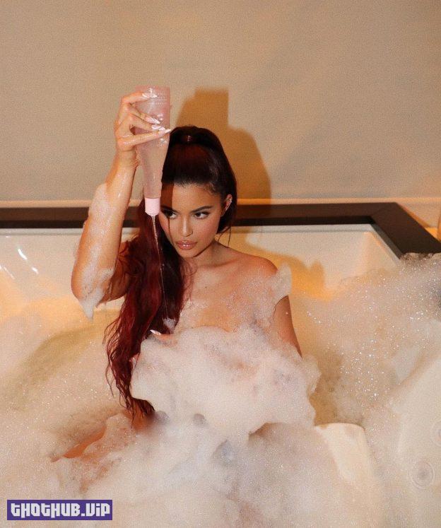 Kylie Jenner Naked In Bath
