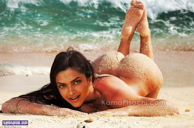 Deepika Padukone Nude Naked