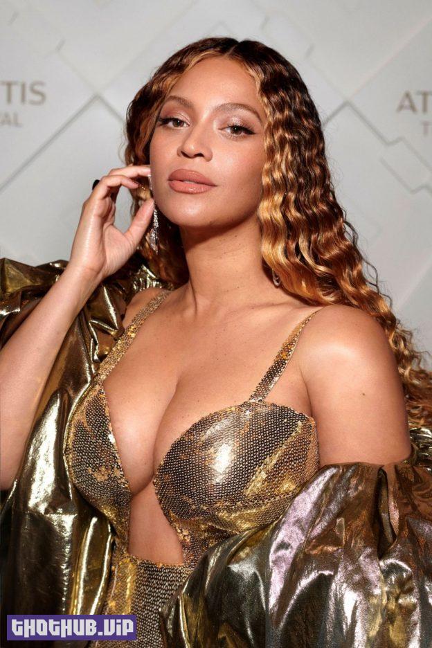 Beyonce Exposed Her Bobos For $24 Million In Dubai
