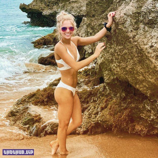 Alexa Knierim Bikini