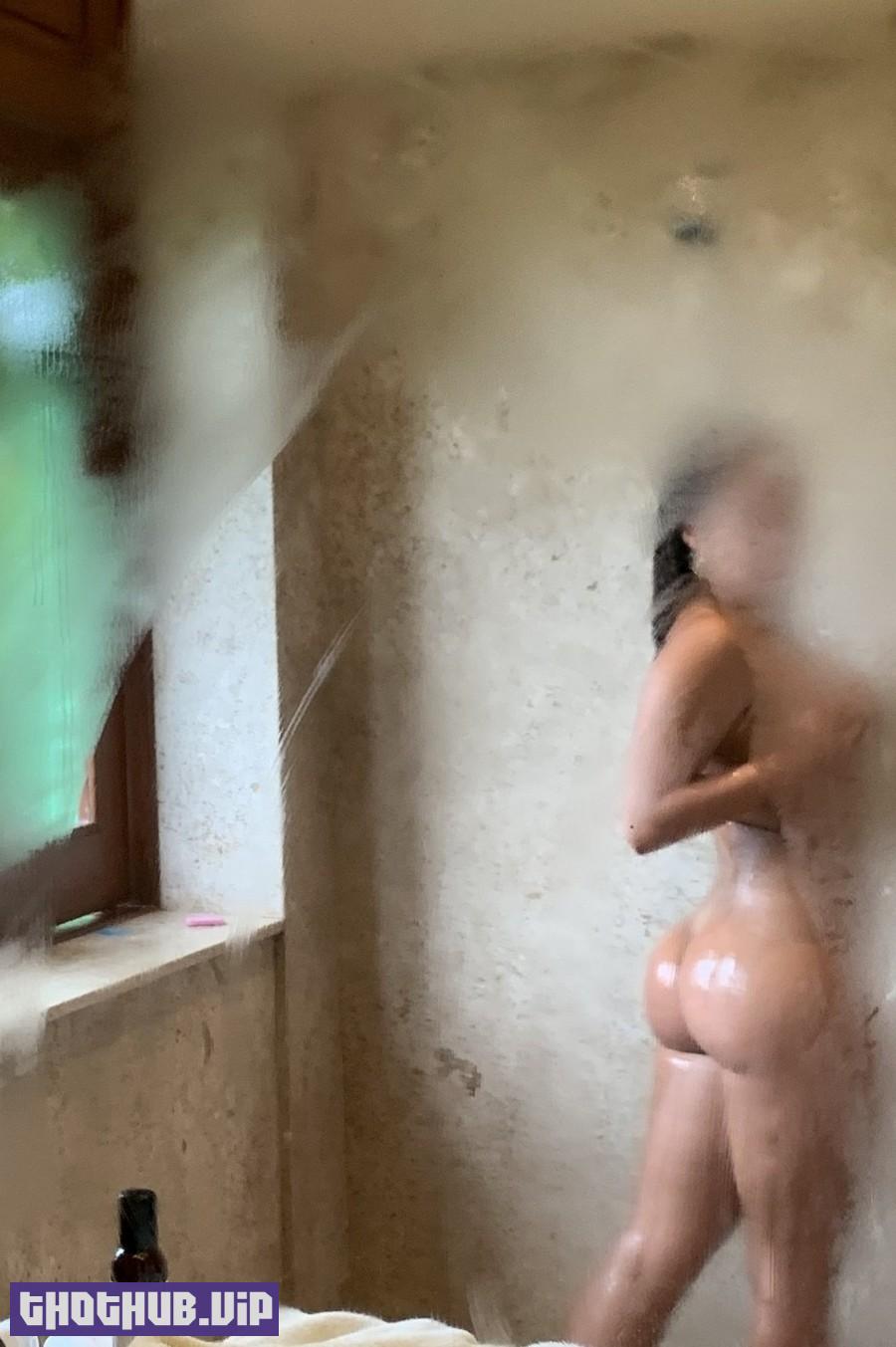 Chey Anderson Nude In Bath